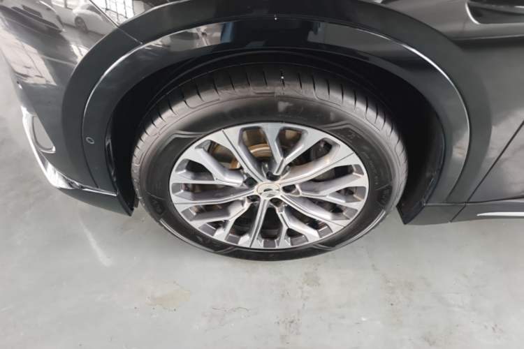 Used Nio ES6 2025 75 kWh Left Front Wheel Hub