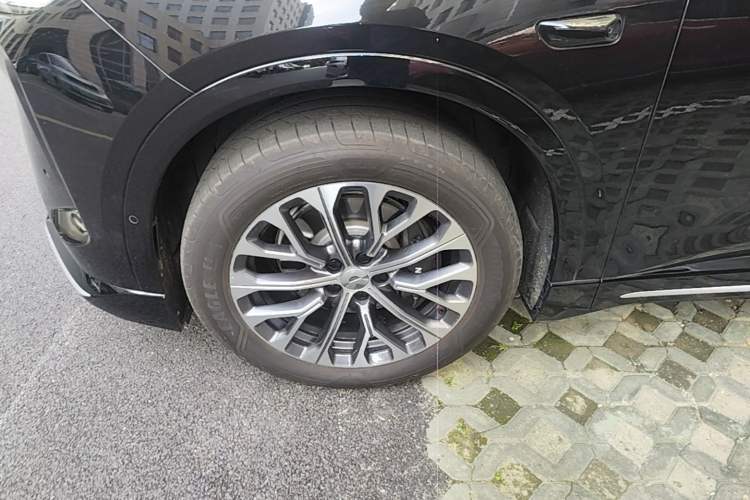 Used Nio ES6 2025 75 kWh Left Front Wheel Hub