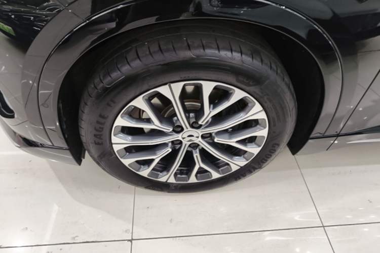 Used Nio ES6 2025 75 kWh Left Front Wheel Hub
