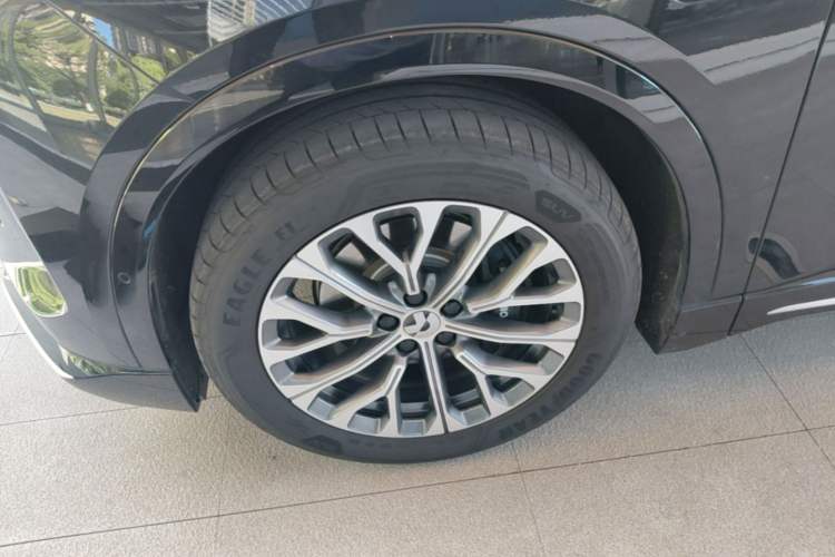 Used Nio ES6 2025 75 kWh Left Front Wheel Hub