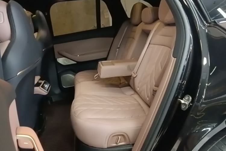 Used Nio ES6 2025 75 kWh Left Rear Seat