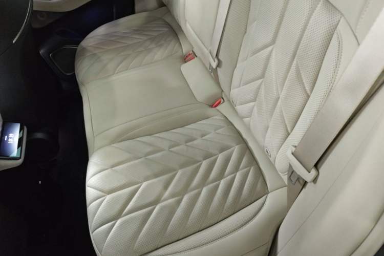 Used Nio ES6 2025 75 kWh Left Rear Seat