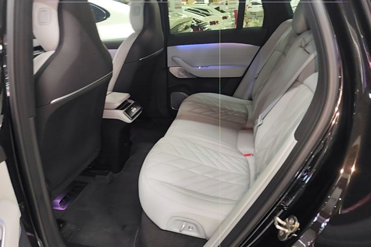 Used Nio ES6 2025 75 kWh Left Rear Seat