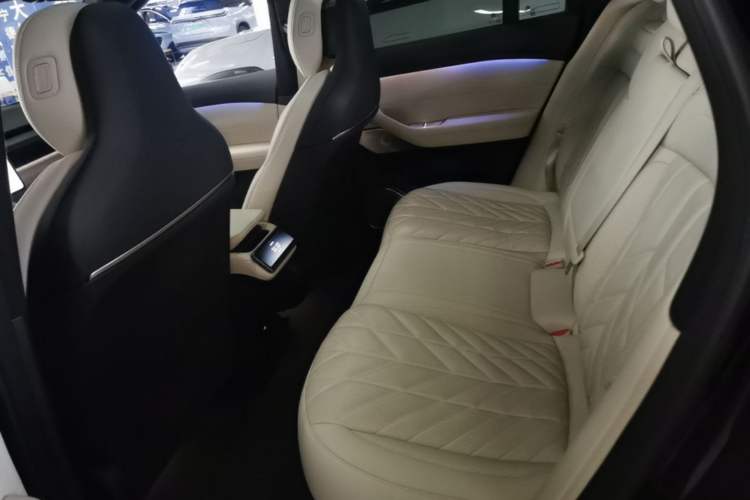 Used Nio ES6 2025 75 kWh Left Rear Seat