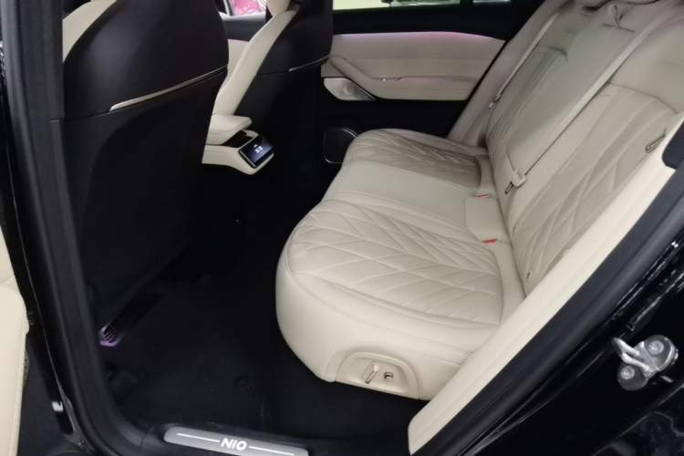 Used Nio ES6 2025 75 kWh Left Rear Seat