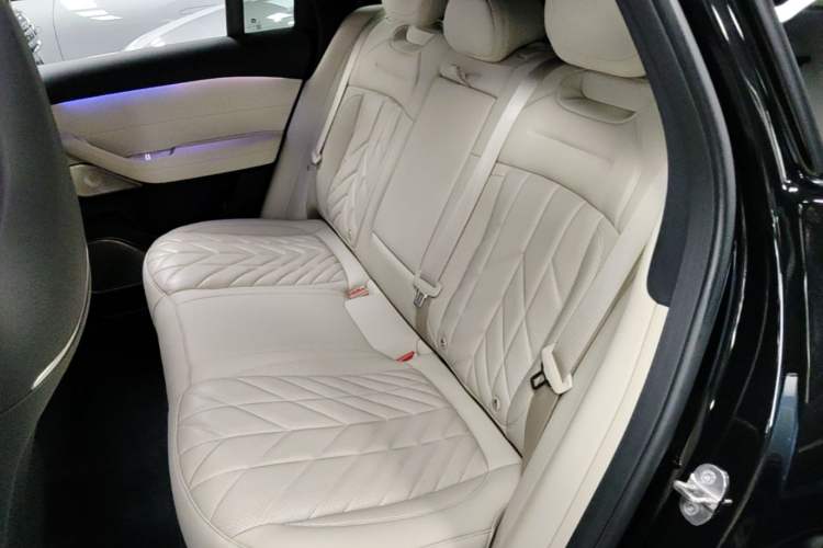 Used Nio ES6 2025 75 kWh Left Rear Seat