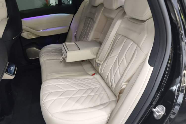 Used Nio ES6 2025 75 kWh Left Rear Seat