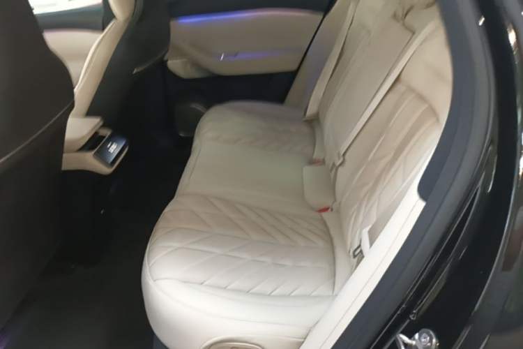 Used Nio ES6 2025 75 kWh Left Rear Seat
