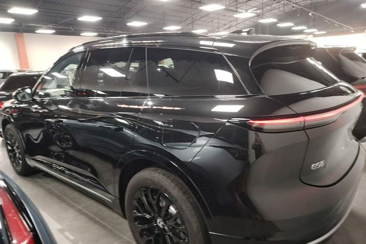 Used Nio ES6 2025 75 kWh Rear Left 45 Deg