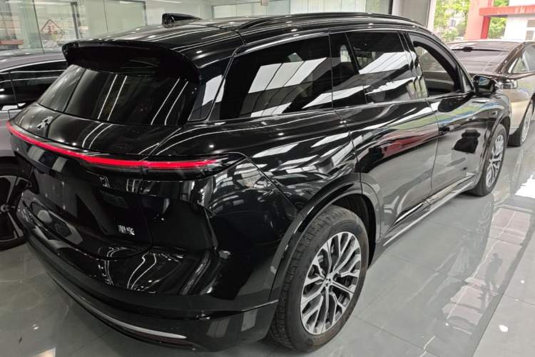 Used Nio ES6 2025 75 kWh Rear Right 45 Deg