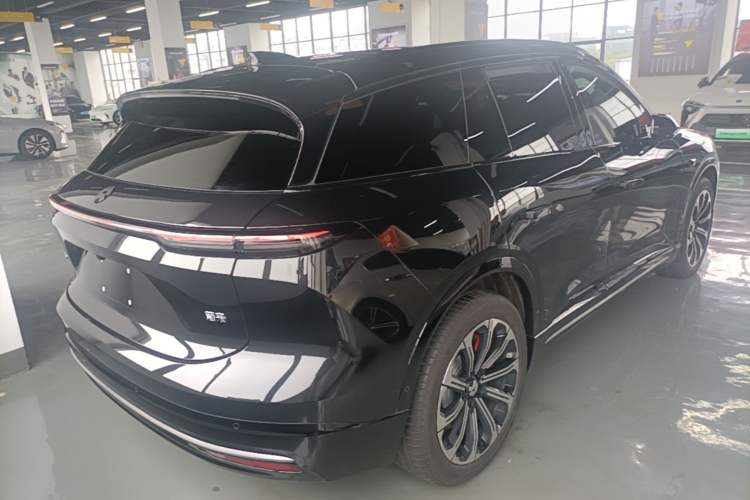 Used Nio ES6 2025 75 kWh Rear Right 45 Deg
