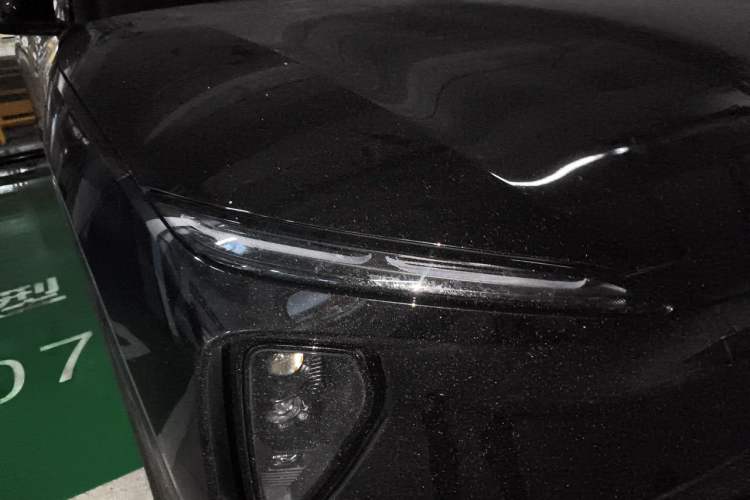 Used Nio ES6 2025 75 kWh Right Front Headlight
