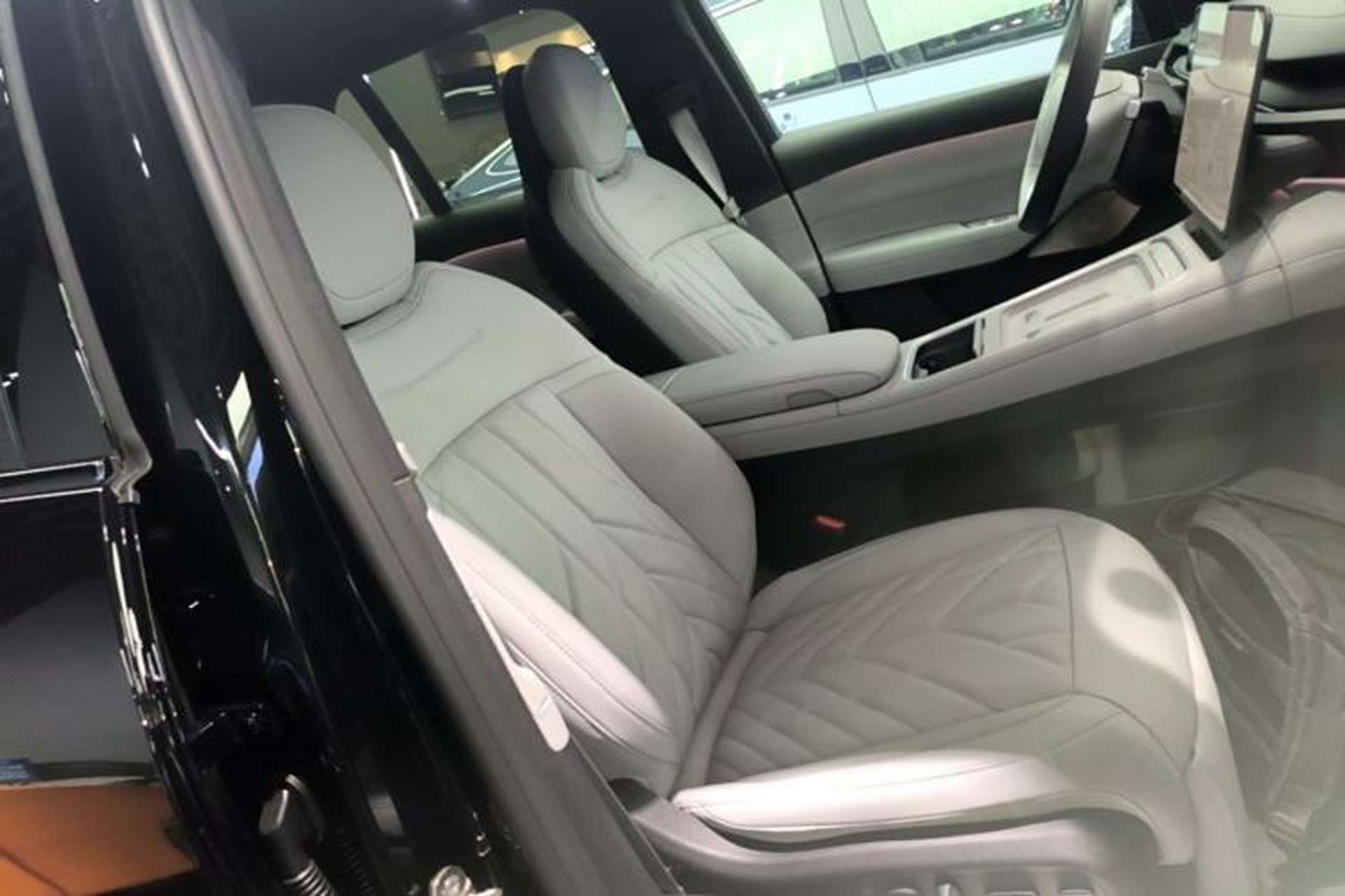 Used Nio ES6 2025 75 kWh Right Front Seat