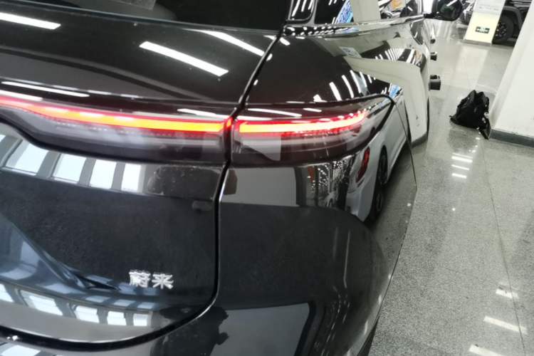 Used Nio ES6 2025 75 kWh Right Rear Taillight