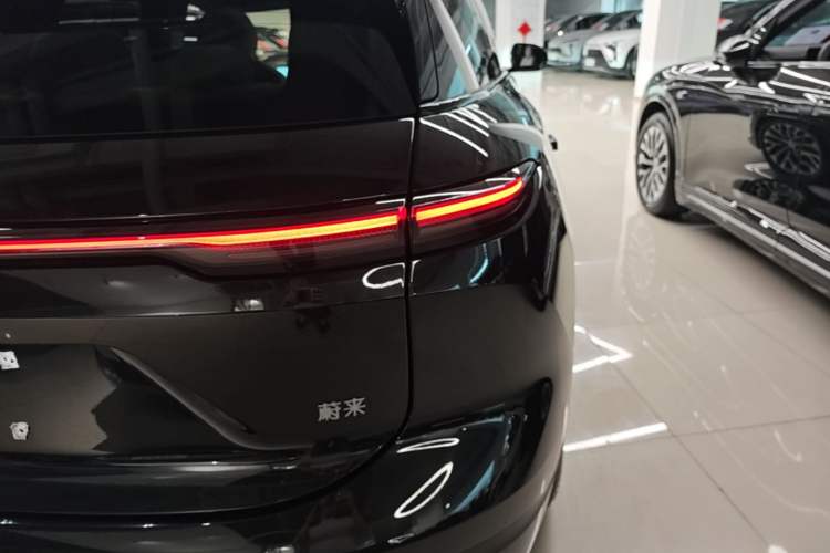 Used Nio ES6 2025 75 kWh Right Rear Taillight