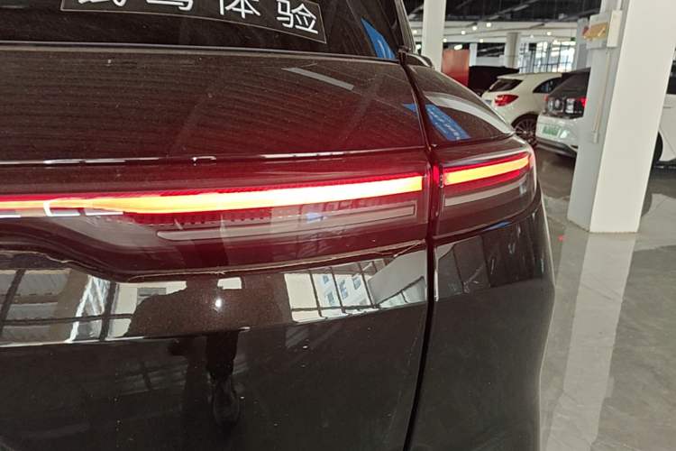 Used Nio ES6 2025 75 kWh Right Rear Taillight