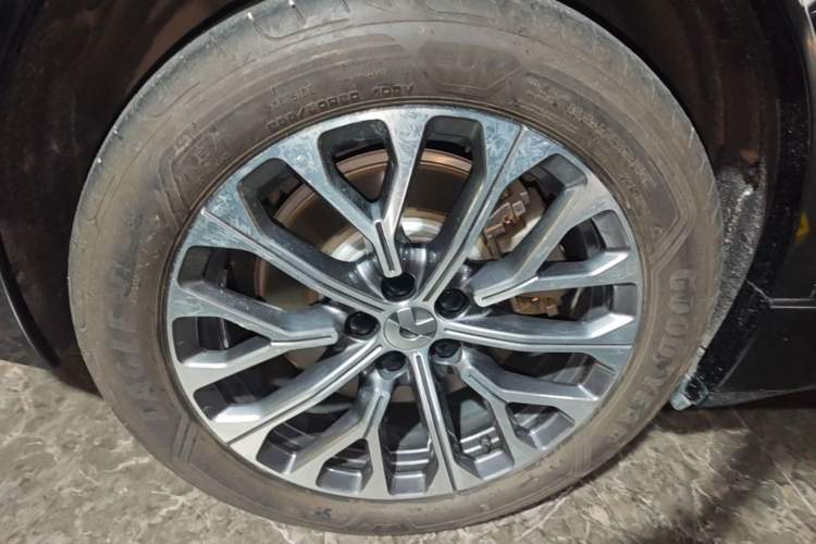 Used Nio ES6 2025 75 kWh Right Rear Wheel Hub