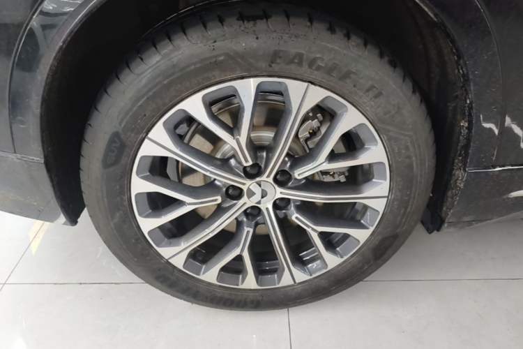 Used Nio ES6 2025 75 kWh Right Rear Wheel Hub