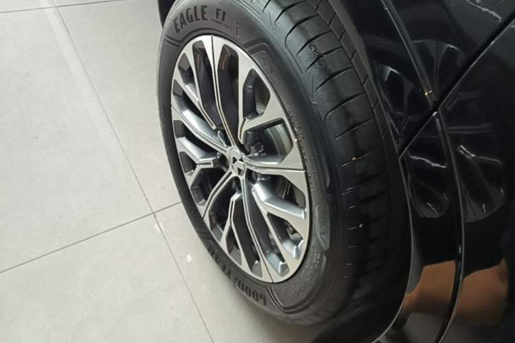 Used Nio ES6 2025 75 kWh Right Rear Wheel Hub