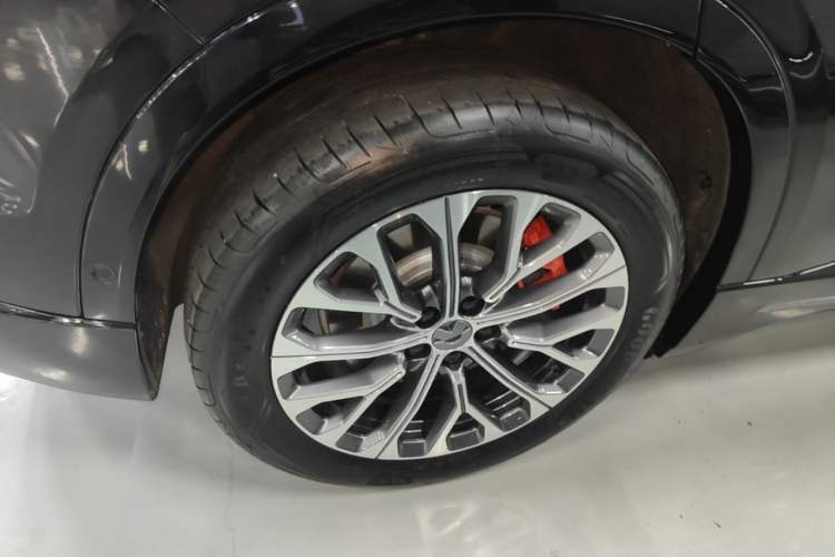 Used Nio ES6 2025 75 kWh Right Rear Wheel Hub