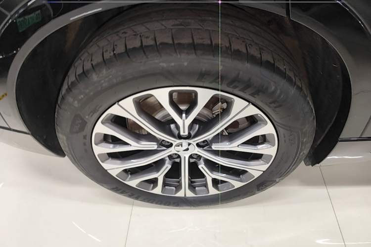 Used Nio ES6 2025 75 kWh Right Rear Wheel Hub
