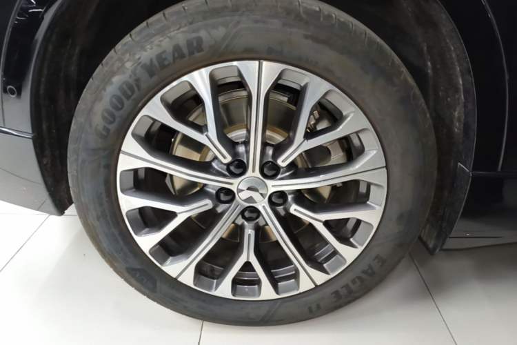 Used Nio ES6 2025 75 kWh Right Rear Wheel Hub