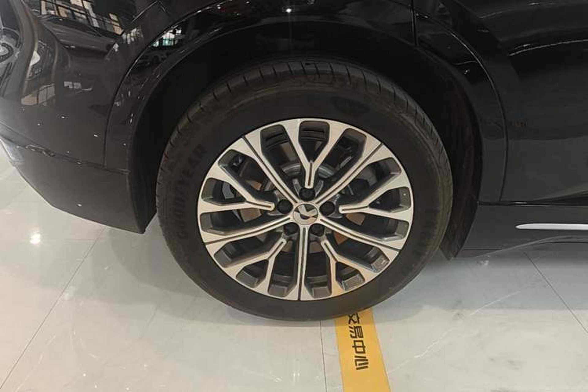 Used Nio ES6 2025 75 kWh Right Rear Wheel Hub