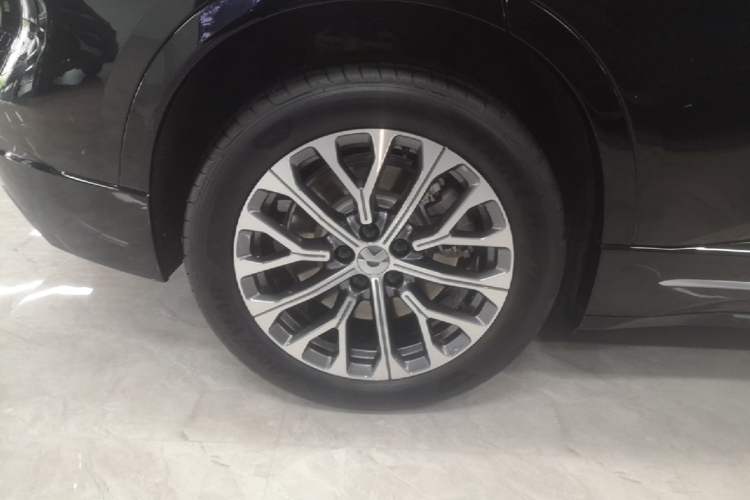 Used Nio ES6 2025 75 kWh Right Rear Wheel Hub
