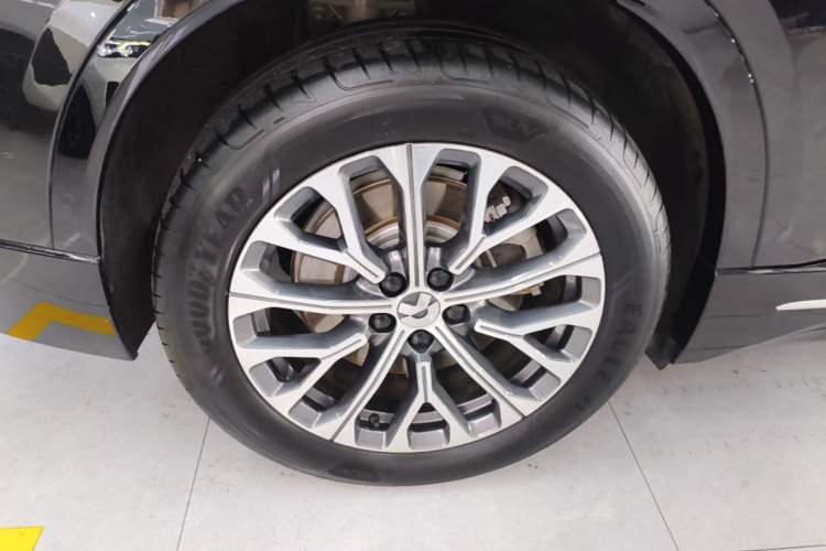 Used Nio ES6 2025 75 kWh Right Rear Wheel Hub