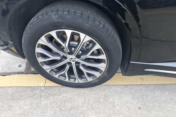 Used Nio ES6 2025 75 kWh Right Rear Wheel Hub