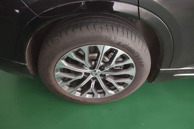 Used Nio ES6 2025 75 kWh Right Rear Wheel Hub