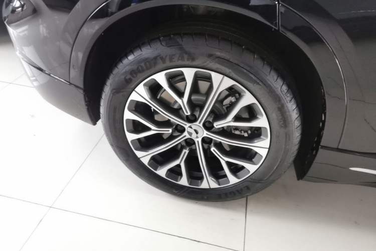 Used Nio ES6 2025 75 kWh Right Rear Wheel Hub
