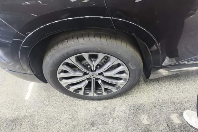 Used Nio ES6 2025 75 kWh Right Rear Wheel Hub