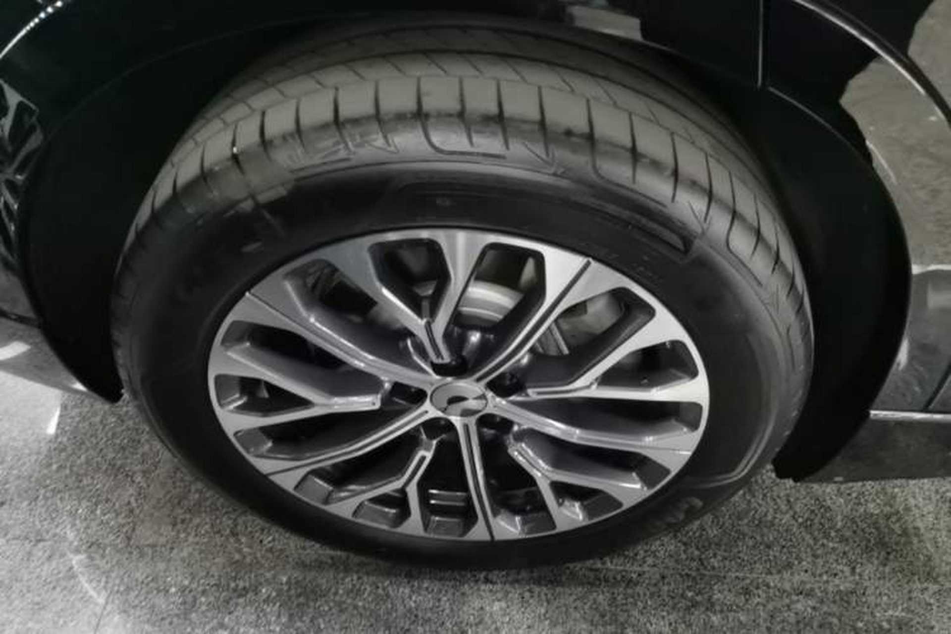 Used Nio ES6 2025 75 kWh Right Rear Wheel Hub