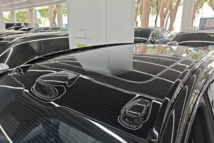 Used Nio ES6 2025 75 kWh Roof
