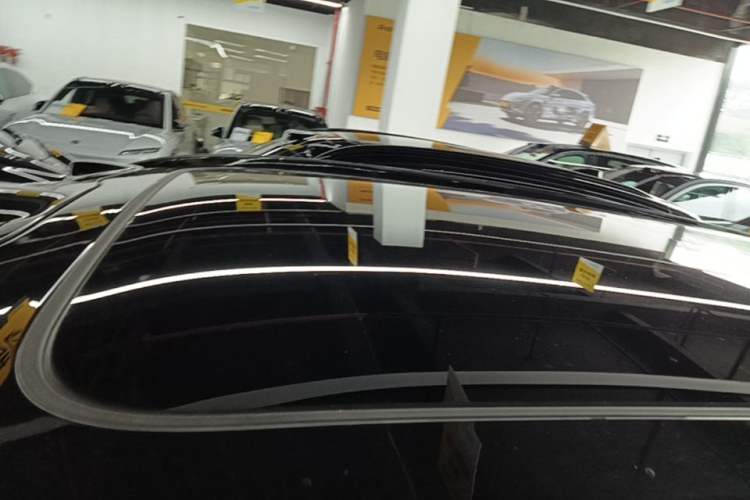 Used Nio ES6 2025 75 kWh Roof