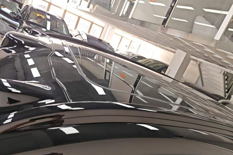 Used Nio ES6 2025 75 kWh Roof