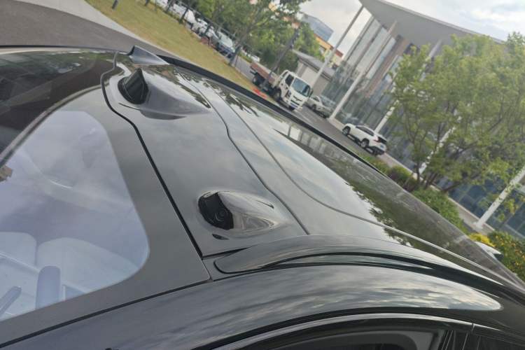 Used Nio ES6 2025 75 kWh Roof