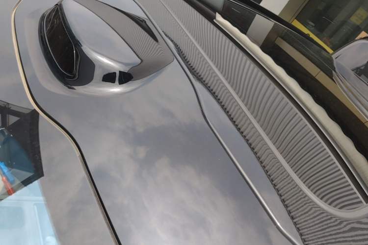 Used Nio ES6 2025 75 kWh Roof