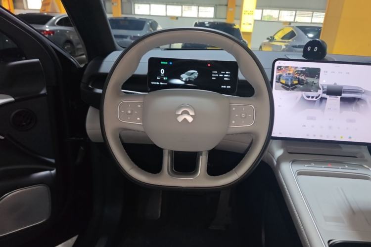 Used Nio ES6 2025 75 kWh Steering Wheel