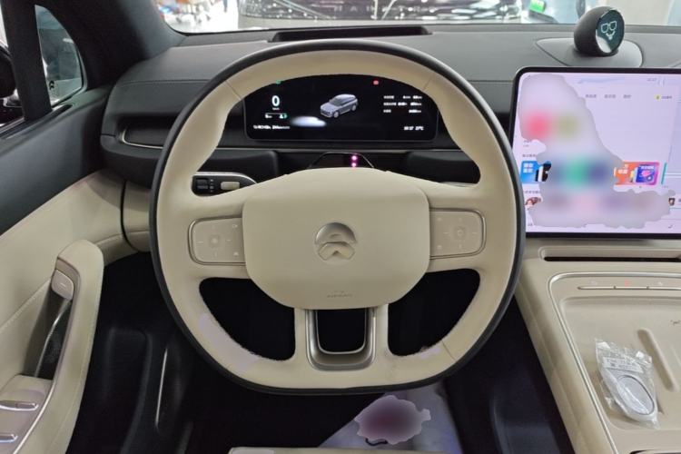 Used Nio ES6 2025 75 kWh Steering Wheel