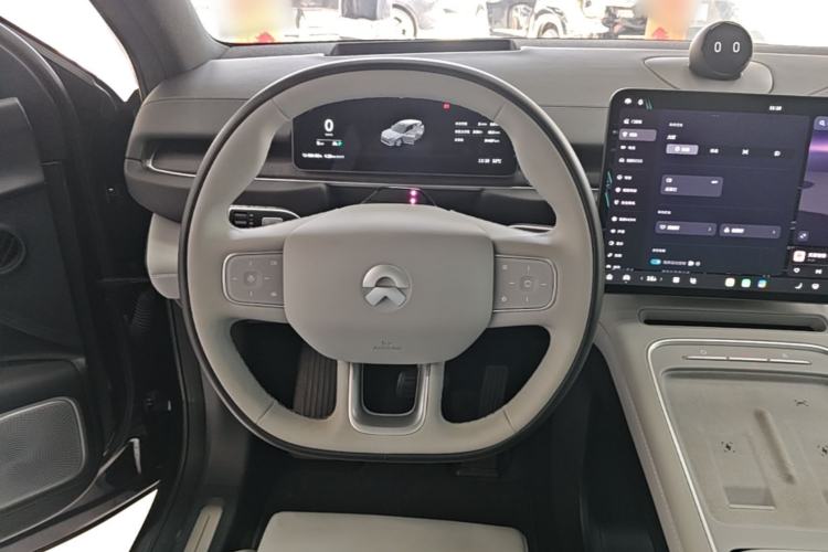 Used Nio ES6 2025 75 kWh Steering Wheel