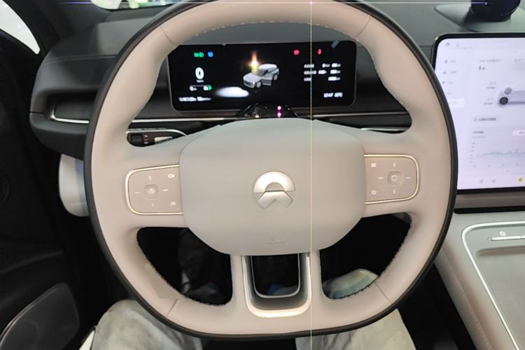 Used Nio ES6 2025 75 kWh Steering Wheel