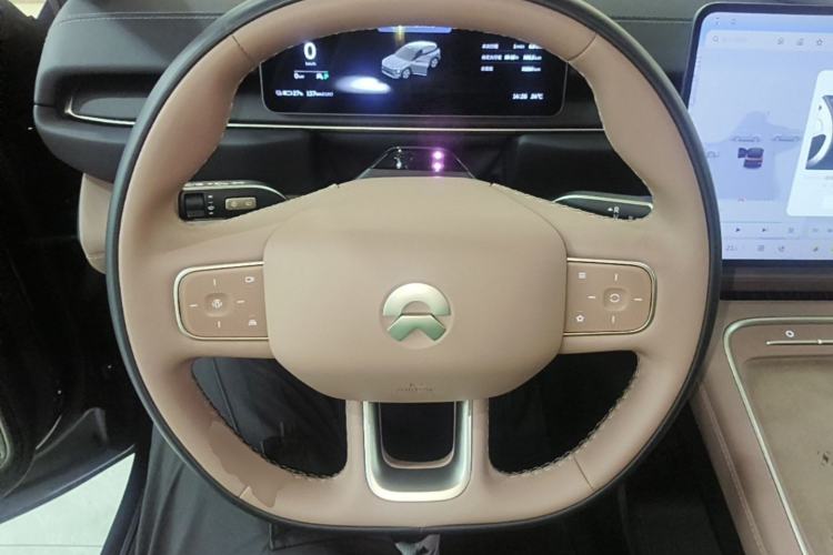 Used Nio ES6 2025 75 kWh Steering Wheel