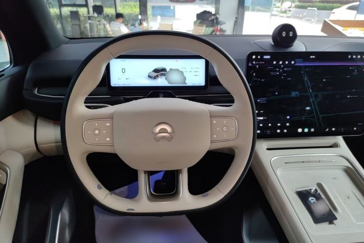 Used Nio ES6 2025 75 kWh Steering Wheel