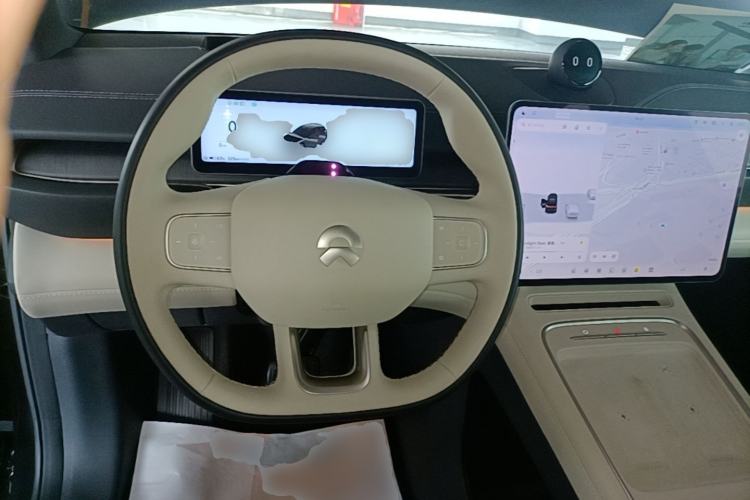 Used Nio ES6 2025 75 kWh Steering Wheel