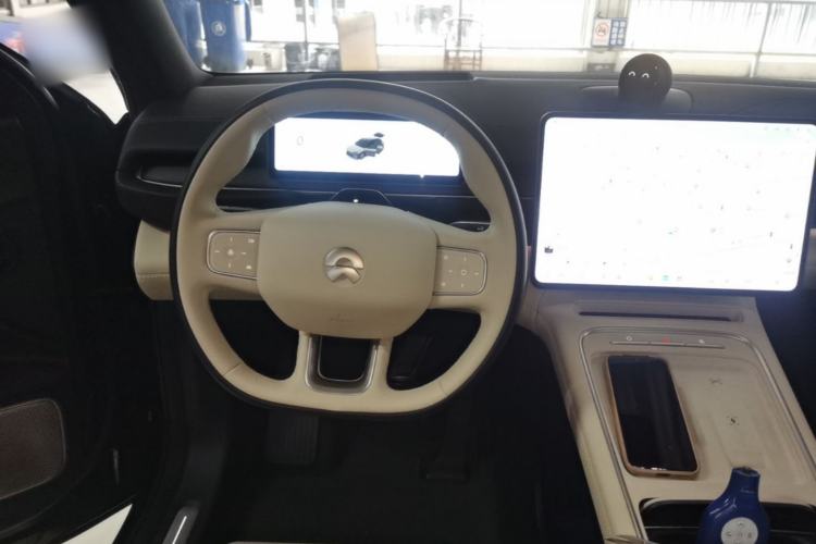 Used Nio ES6 2025 75 kWh Steering Wheel