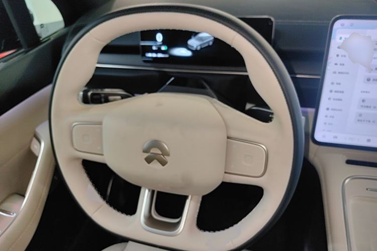 Used Nio ES6 2025 75 kWh Steering Wheel