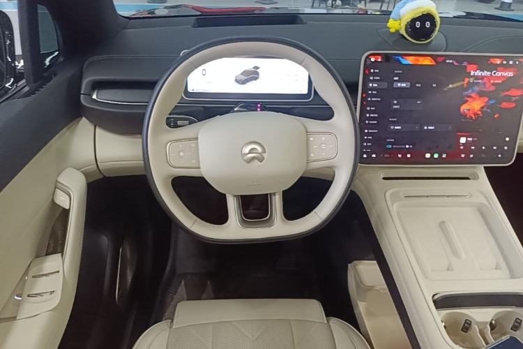 Used Nio ES6 2025 75 kWh Steering Wheel