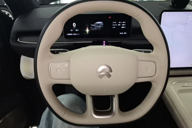 Used Nio ES6 2025 75 kWh Steering Wheel